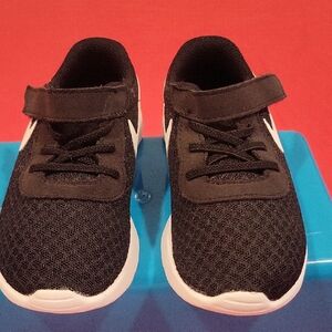 Nike Kids Tanjun Easy On Shoes